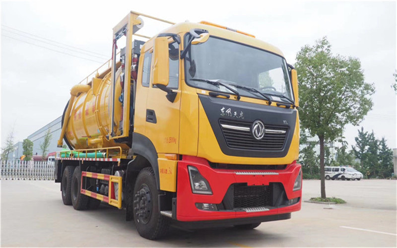 國六東風(fēng)13方吸污車性價比高而且吸糞能力超強(qiáng)
