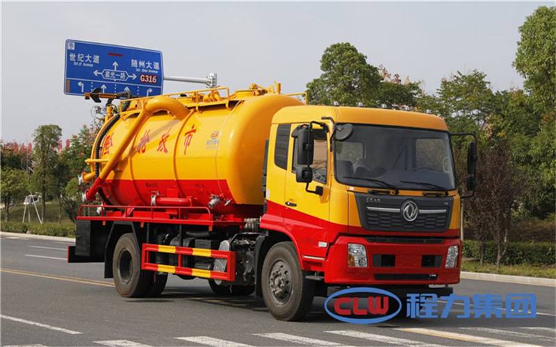 東風天錦清洗吸污車一車多能 用途廣泛，制作精良