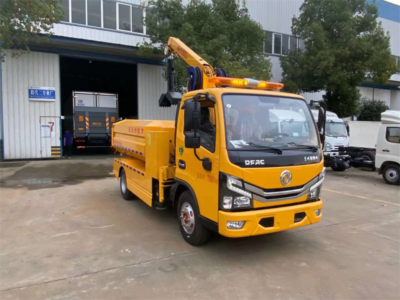 抓斗式清淤車全方位展示圖，城市工況企業(yè)清理窨井沉淀物的理想設(shè)備